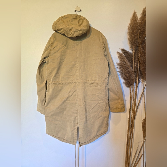 Guess tan cargo jacket - Picture 2 of 8